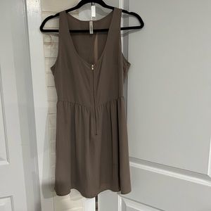 Super cute baby doll dress with zipper front and keyhole back